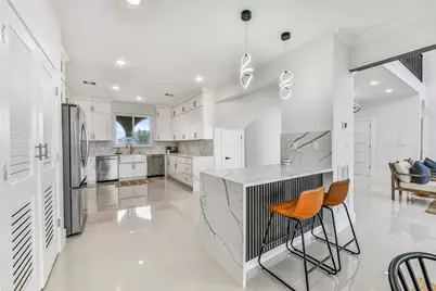 9208 W Bay Road, Galveston, TX 77554 - Photo 17