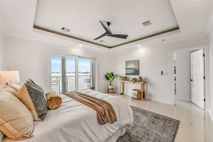 9208 W Bay Rd, Galveston, TX 77554 - Photo 27