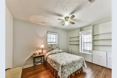 505 N Walnut Avenue, Eagle Lake, TX 77434 - Photo 11