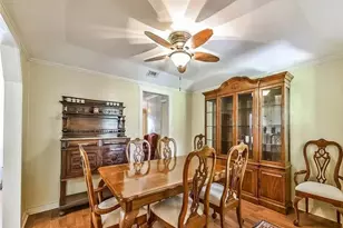 505 N Walnut Ave, Eagle Lake, TX 77434 - Photo 9