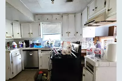 505 N Walnut Avenue, Eagle Lake, TX 77434 - Photo 5