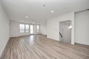 18716 Centro Main St, Shenandoah, TX 77385 - Photo 17