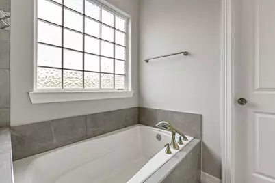 218 Debbie Lane, San Leon, TX 77539 - Photo 19