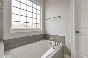 218 Debbie Ln, San Leon, TX 77539 - Photo 19