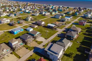 970 Surf, Crystal Beach, TX 77650 - Photo 43
