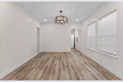 1435 N Durham Drive, Houston, TX 77008 - Photo 3