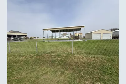 1128 Canal E, Crystal Beach, TX 77650 - Photo 11