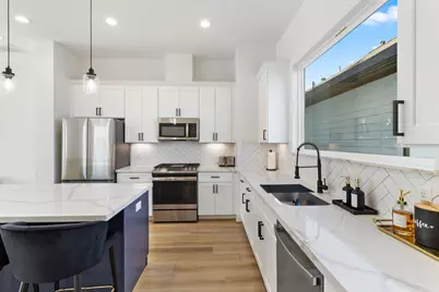 1807 Lee Street, Houston, TX 77026 - Photo 9