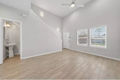 16684 E Ivanhoe, Montgomery, TX 77316 - Photo 5