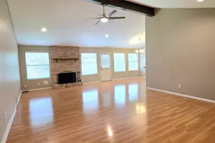 3038 Shawnee Dr, Sugar Land, TX 77479 - Photo 5