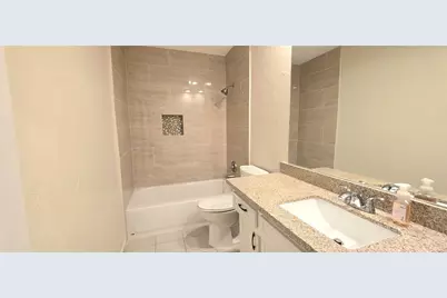 3038 Shawnee Drive, Sugar Land, TX 77479 - Photo 9