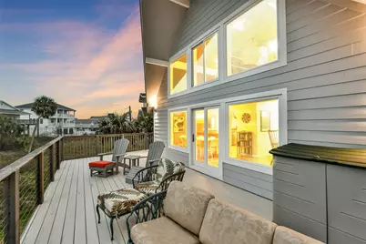 4227 Maison Rouge Court, Galveston, TX 77554 - Photo 9