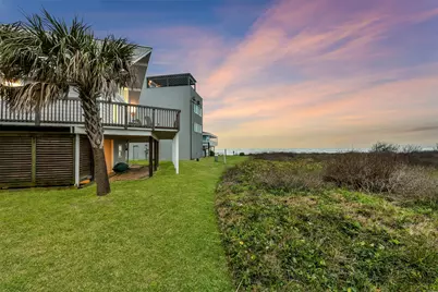4227 Maison Rouge Court, Galveston, TX 77554 - Photo 37