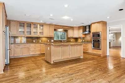 5505 Holly Springs Drive, Houston, TX 77056 - Photo 5