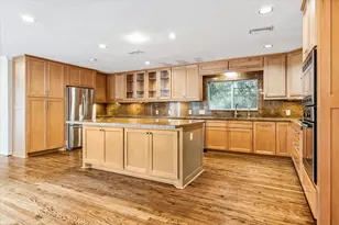 5505 Holly Springs Dr, Houston, TX 77056 - Photo 7