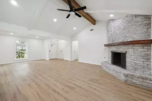 9719 Springmont Dr, Houston, TX 77080 - Photo 9