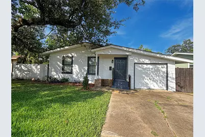 306 Azalea Street, Lake Jackson, TX 77566 - Photo 17
