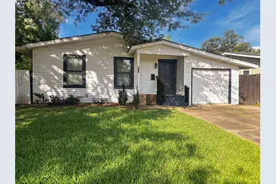 306 Azalea Street, Lake Jackson, TX 77566 - Photo 1