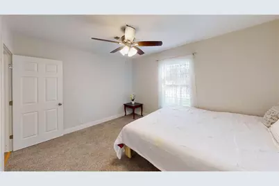 306 Azalea Street, Lake Jackson, TX 77566 - Photo 5
