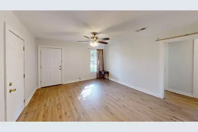 306 Azalea Street, Lake Jackson, TX 77566 - Photo 3