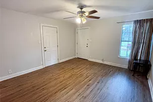 306 Azalea St, Lake Jackson, TX 77566 - Photo 9