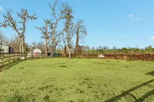 400 Pecan Estates Rd, Angleton, TX 77515 - Photo 23