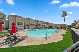 6107 S Arrowana Ln, Houston, TX 77036 - Photo 3