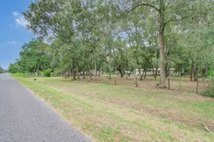 447 Co Rd 410, Dayton, TX 77535 - Photo 3