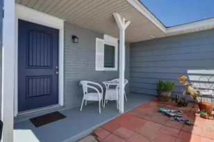 10 Windsor Ct, Galveston, TX 77551 - Photo 1