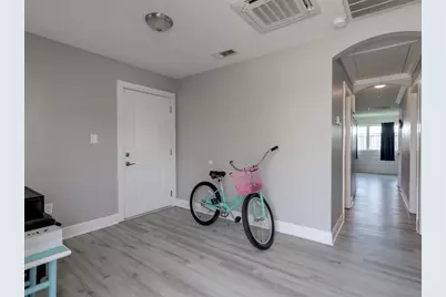 10 Windsor Court, Galveston, TX 77551 - Photo 11