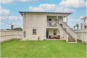 5627 Avenue R, Galveston, TX 77551 - Photo 3