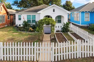 4705 Woodrow Ave, Galveston, TX 77551 - Photo 1