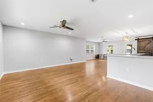 315 Roundabout Rd, Huntsville, TX 77320 - Photo 3