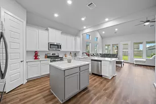 21019 Seneca Bluff Ln, Cypress, TX 77433 - Photo 15