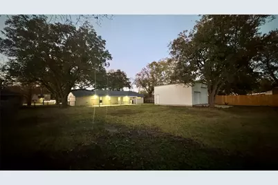202 Massey Tompkins Road, Baytown, TX 77521 - Photo 5
