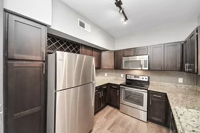 3003 Memorial Court #2137, Houston, TX 77007 - Photo 9