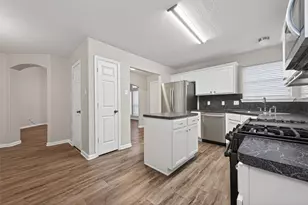 987 Oak Glen Dr, Conroe, TX 77378 - Photo 11