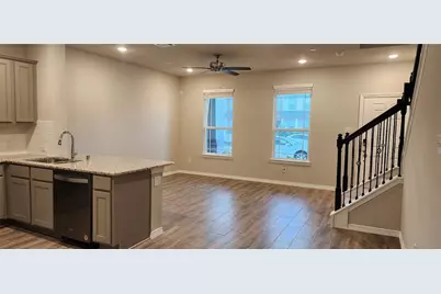 8016 Scanlan Trail, Missouri City, TX 77459 - Photo 7