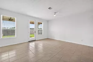12818 Mossy Knl Dr, Houston, TX 77044 - Photo 29