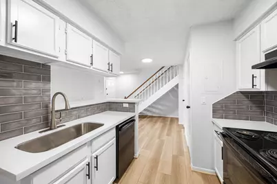 1515 Sandy Springs Road #2803, Houston, TX 77042 - Photo 11