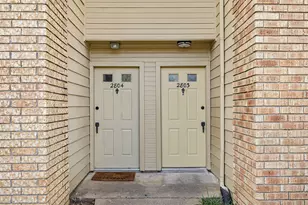 1515 Sandy Springs Rd, Houston, TX 77042 - Photo 3