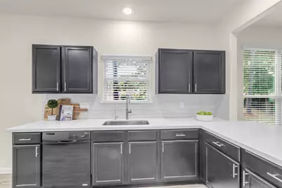 3807 Springcrest Ln, Montgomery, TX 77356 - Photo 7