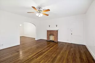 1937 W McKinney St, Houston, TX 77019 - Photo 3