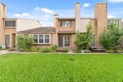 12625 Memorial Drive #50, Houston, TX 77024 - Photo 5