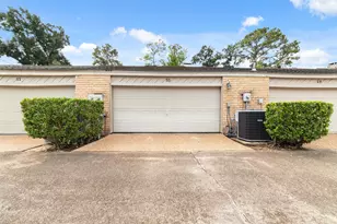 12625 Memorial Dr, Houston, TX 77024 - Photo 29