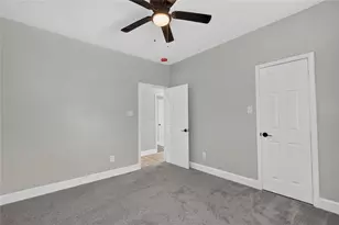 8018 Ethel St, Houston, TX 77028 - Photo 21