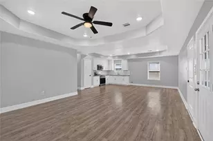 8018 Ethel St, Houston, TX 77028 - Photo 7
