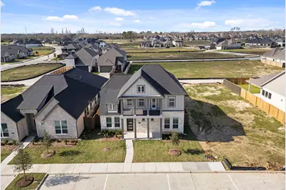 12115 Canal View Boulevard, Mont Belvieu, TX 77523 - Photo 5