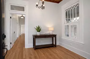 1114 Welch St, Houston, TX 77006 - Photo 9