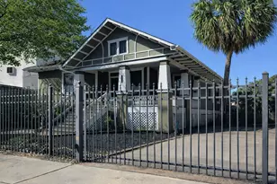 1114 Welch St, Houston, TX 77006 - Photo 3